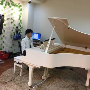 国产女教师久久
